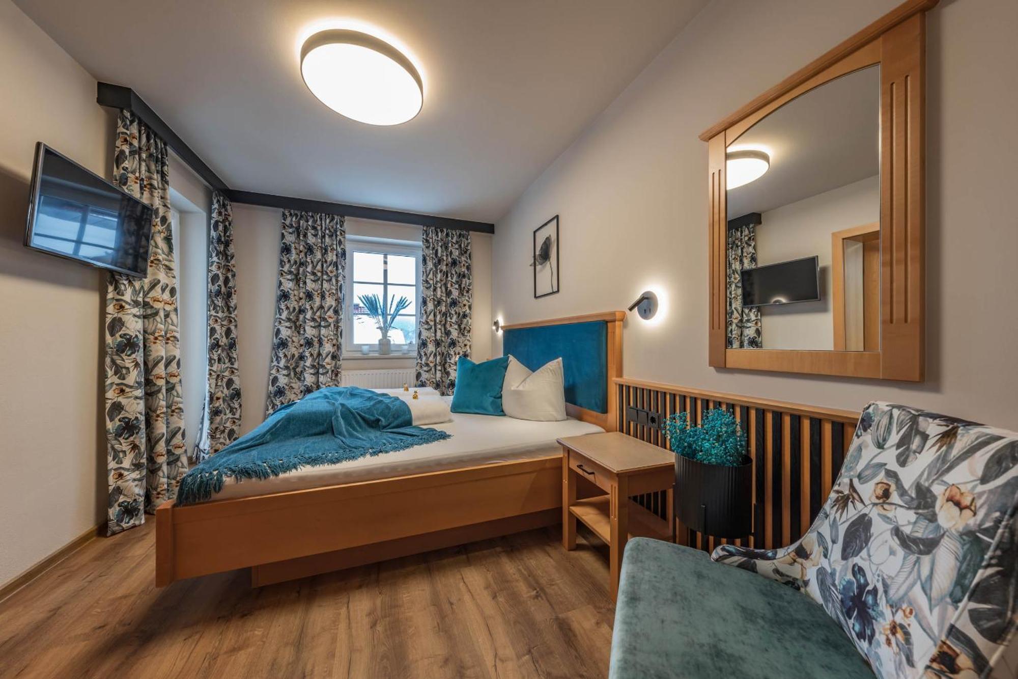Apparthotel Sonnenhof Mayrhofen Exterior photo